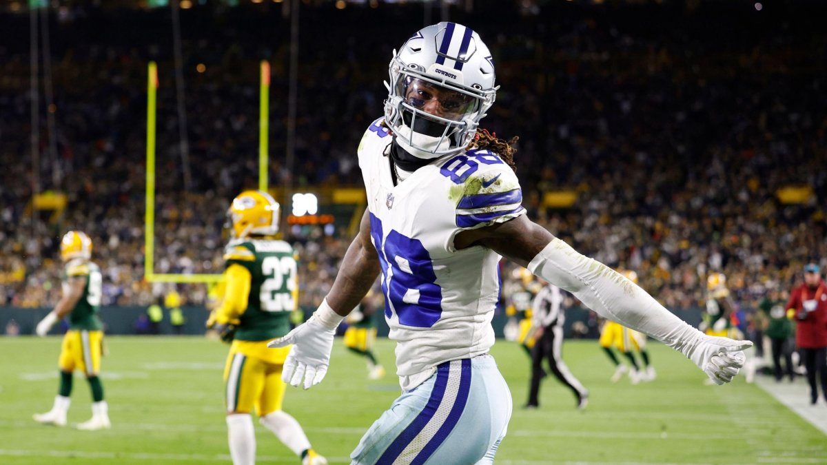 CeeDee Lamb Signs Record 4-Year Deal